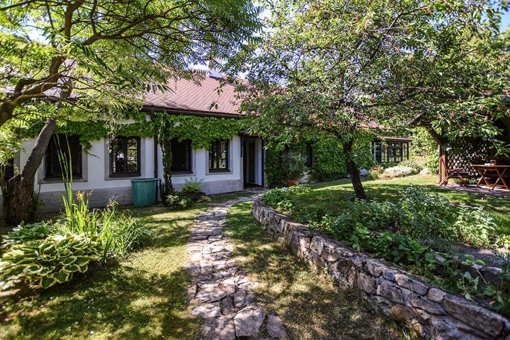 Dum V Zahrade Apartment Písek Exterior photo